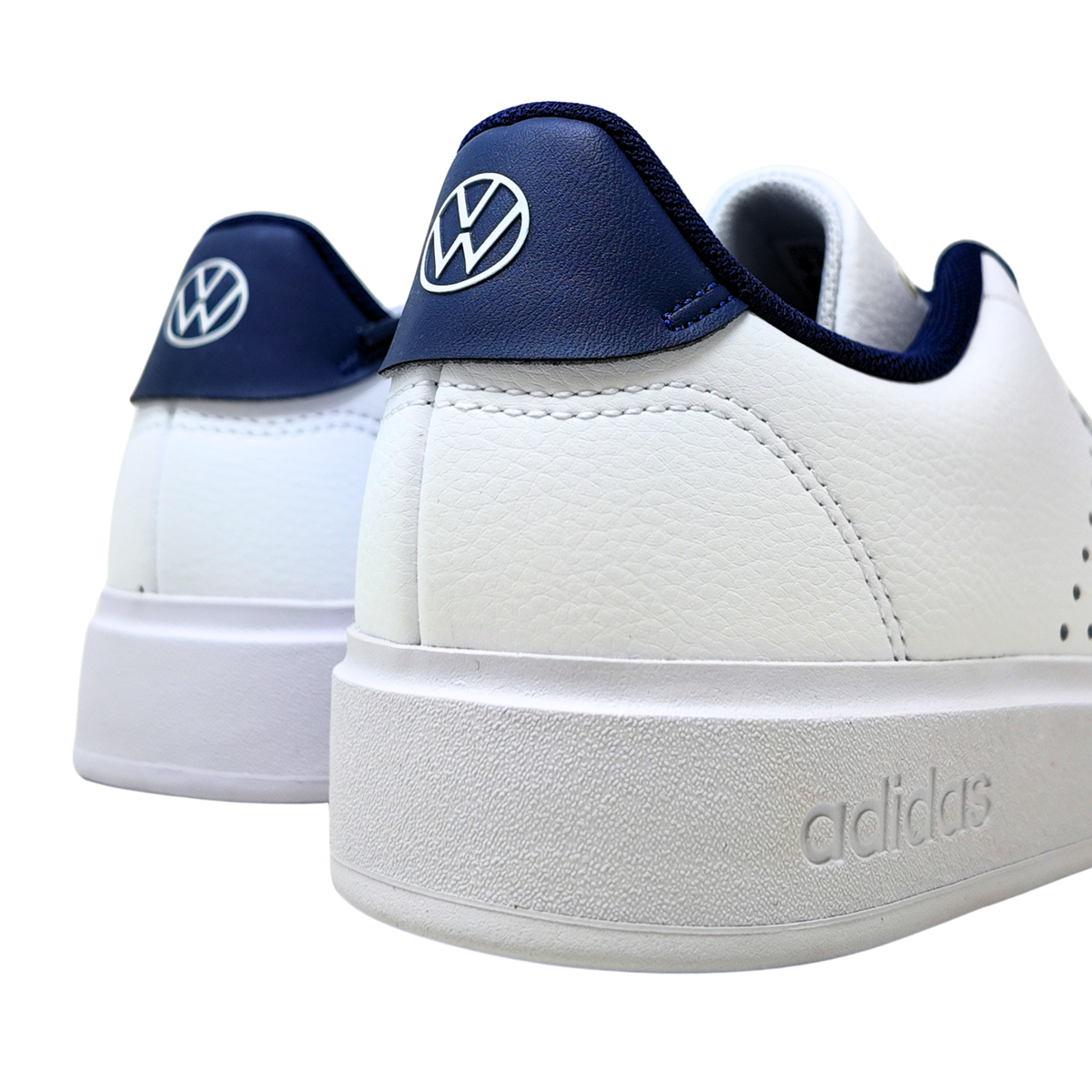 Zapatillas adidas Volkswagen | estilo casual y diseño original (330084351J)